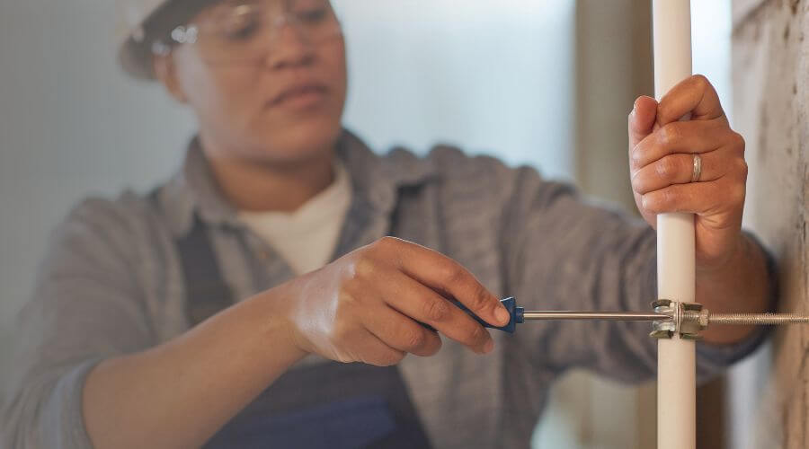 Professional industrial roofing company in Eddyville, OR